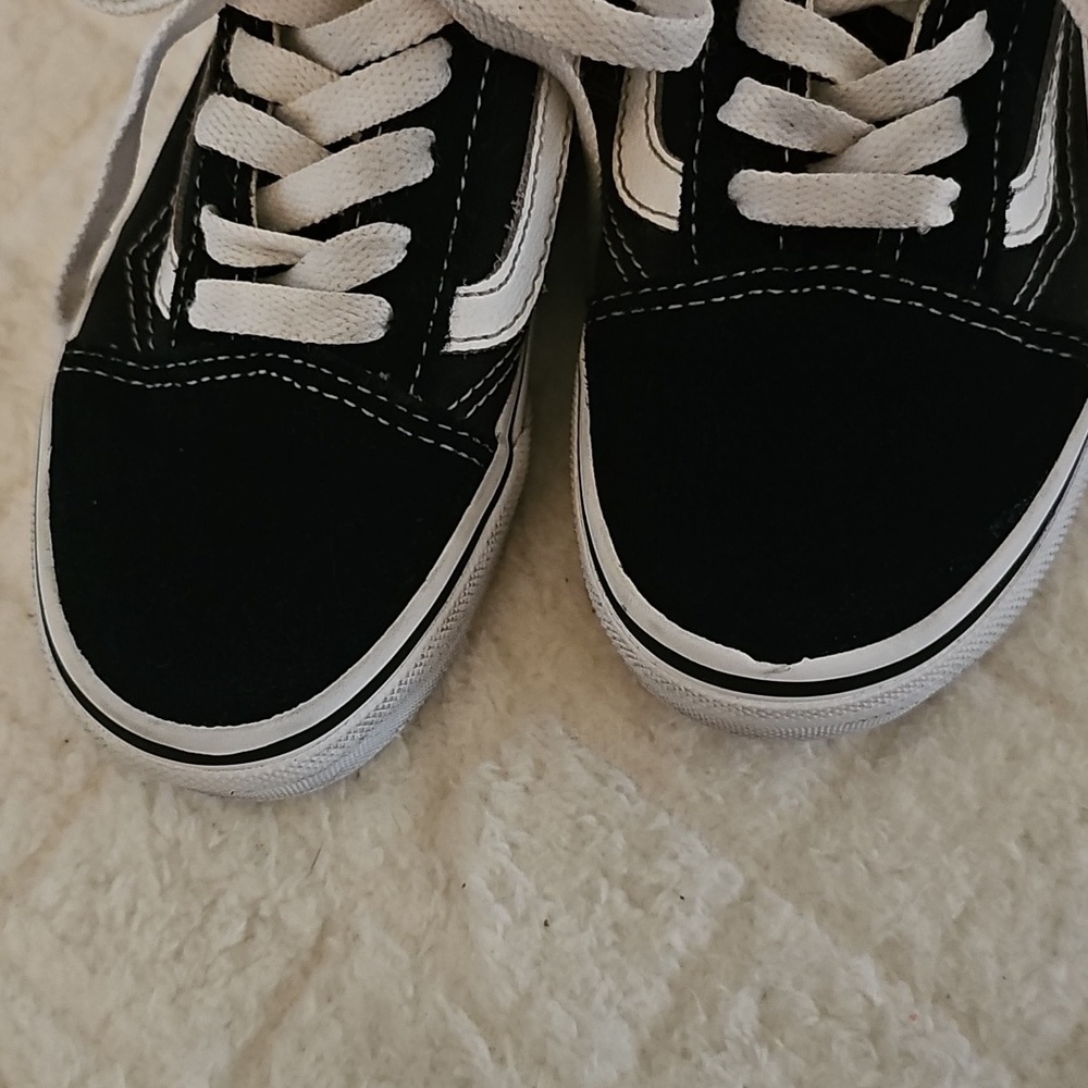 Vans Classic Black and White Lace-Up Sneakers - Picture 8 of 8